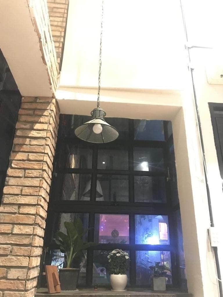 Hô biến thành căn hộ Industrial độc đáo khác biệt